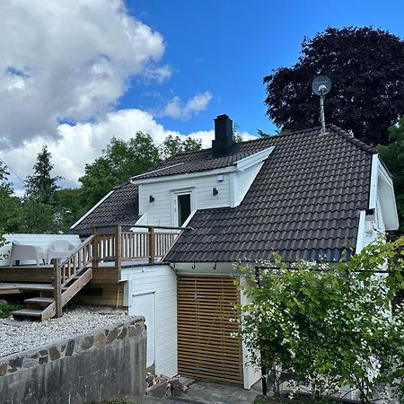 Nice Apartment Close To The Sea With Parking And Garden Arendal Exterior photo