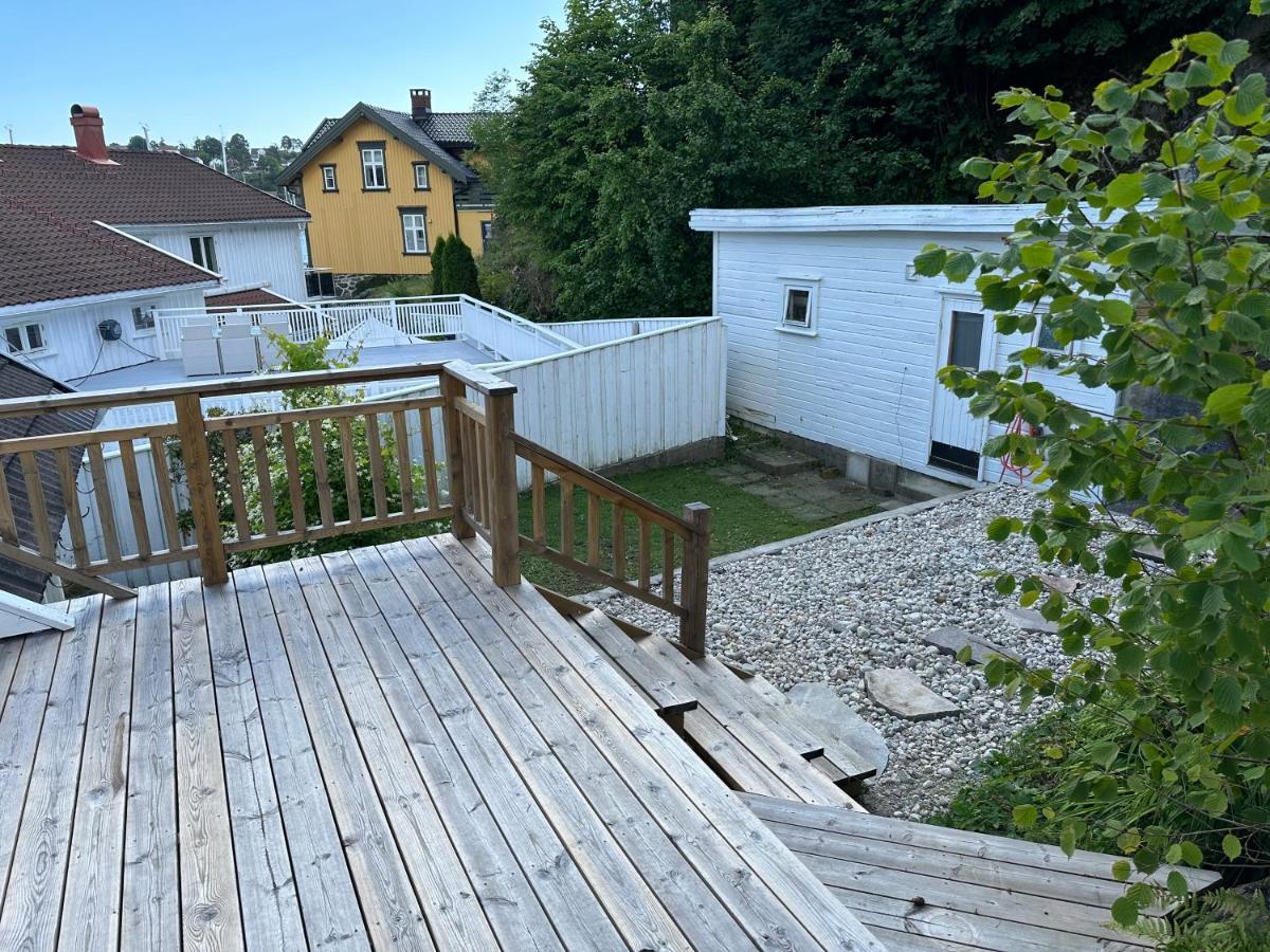 Nice Apartment Close To The Sea With Parking And Garden Arendal Exterior photo